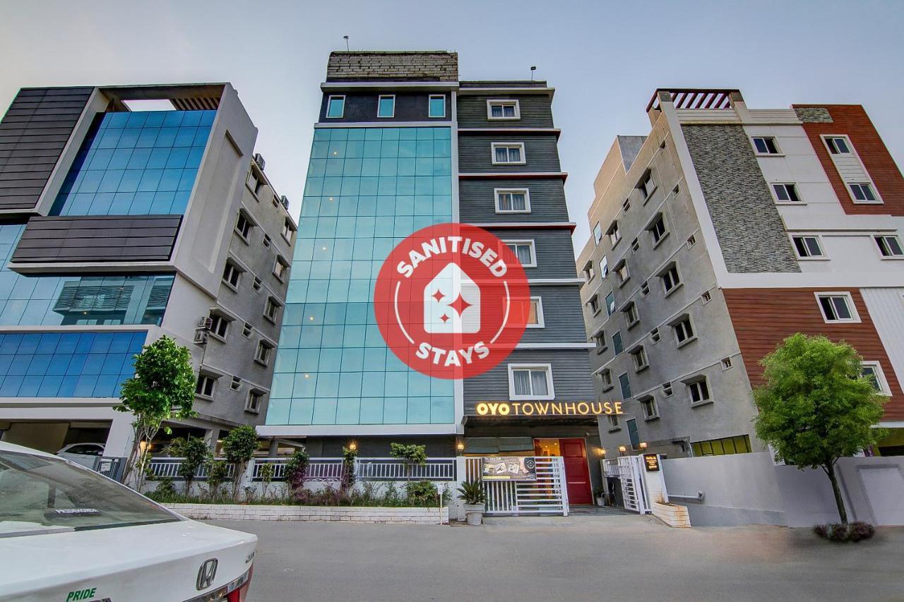 Oyo Townhouse 034 -Halcyon Hitech City Road Хидерабад Екстериор снимка