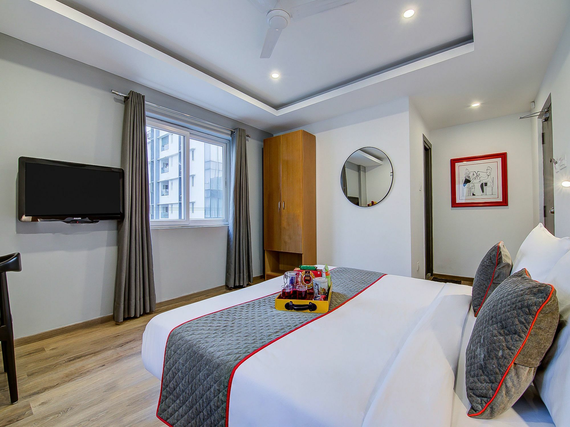 Oyo Townhouse 034 -Halcyon Hitech City Road Хидерабад Екстериор снимка